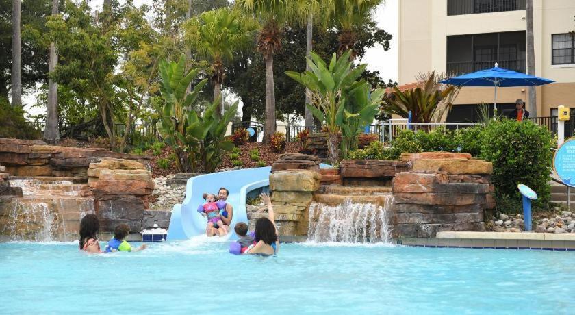 Holiday Inn Vacations At Orange Lake Resort East Village Four Corners Bagian luar foto